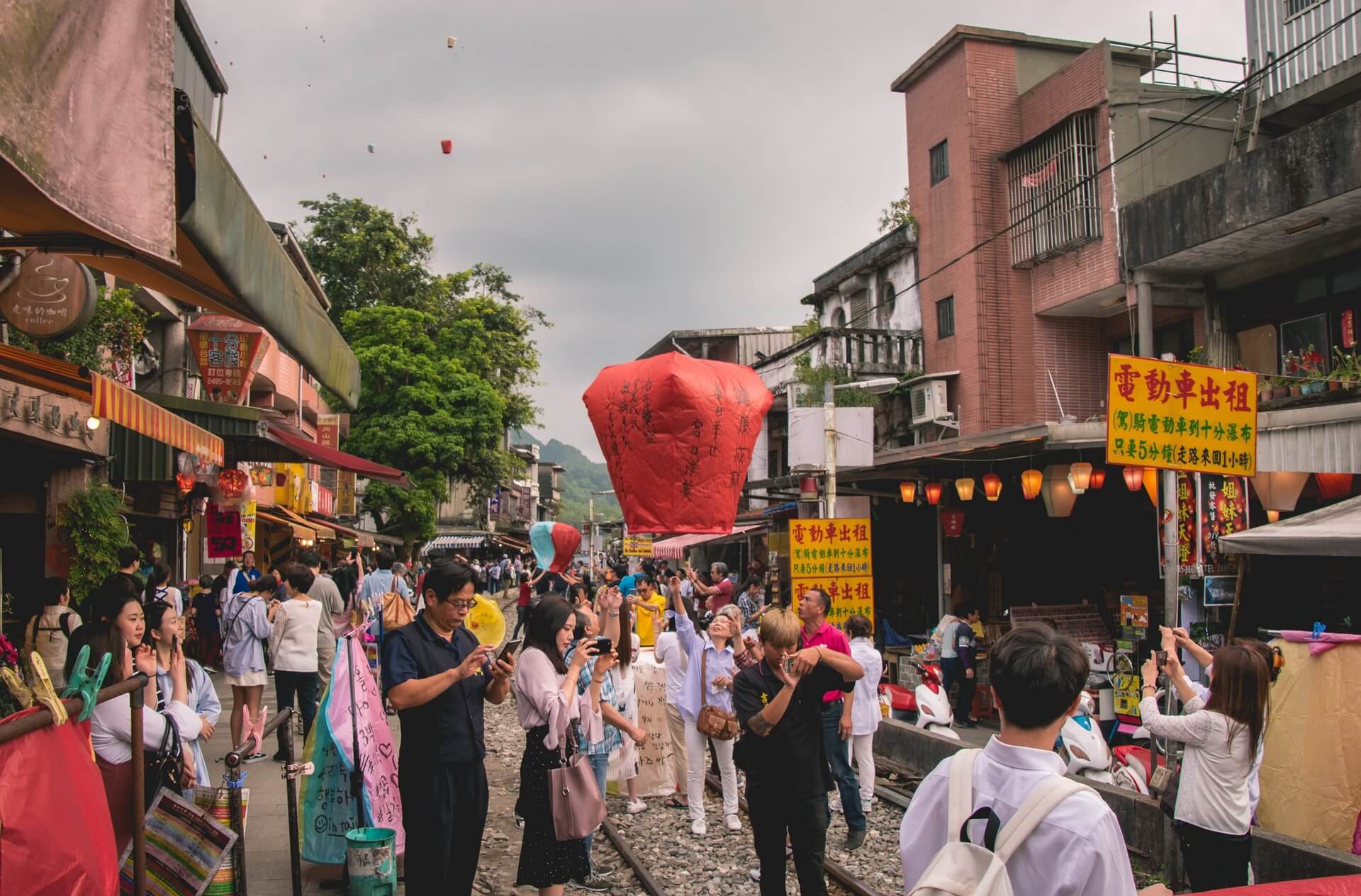 台灣觀光業還有救嗎？每年有300天都在全台灣各地旅行的他，提出這個解法