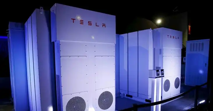 太阳能和风力发电并网的神救援！三分钟带你搞 懂电力辅助服务